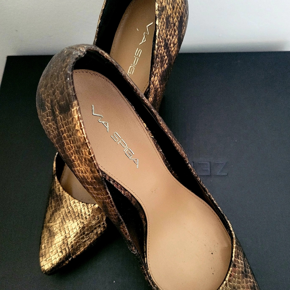 SHOE sale
